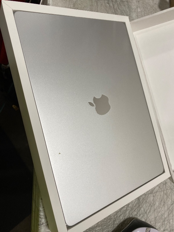 Photo 1 of Apple 2025 MacBook Air 15-inch Laptop with M4 chip: Built for Apple Intelligence, 15.3-inch Liquid Retina Display, 24GB Unified Memory, 512GB SSD Storage, 12MP Center Stage Camera, Touch ID; Silver