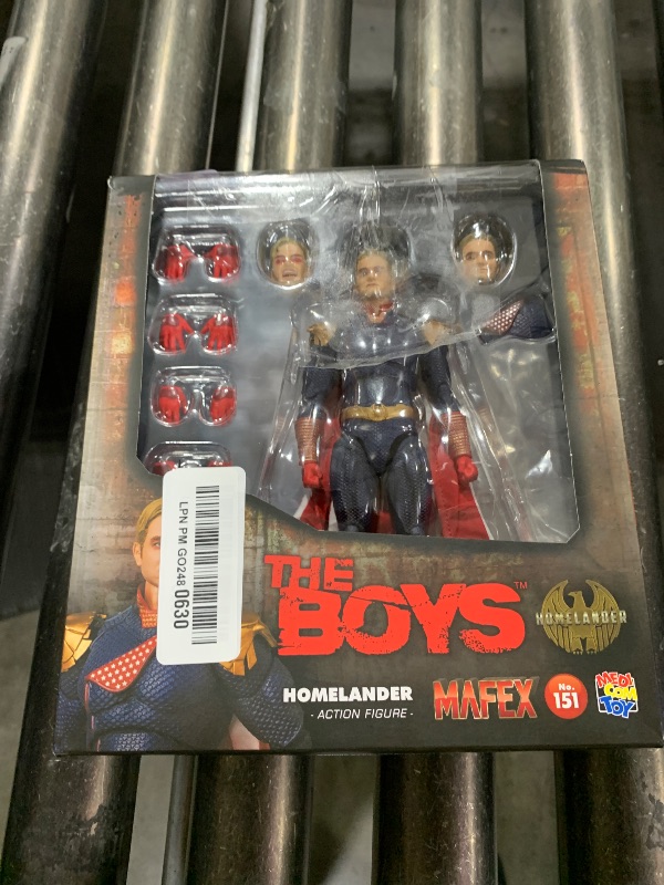 Photo 1 of Medicom Toy MAFEX The Boys Homelander
