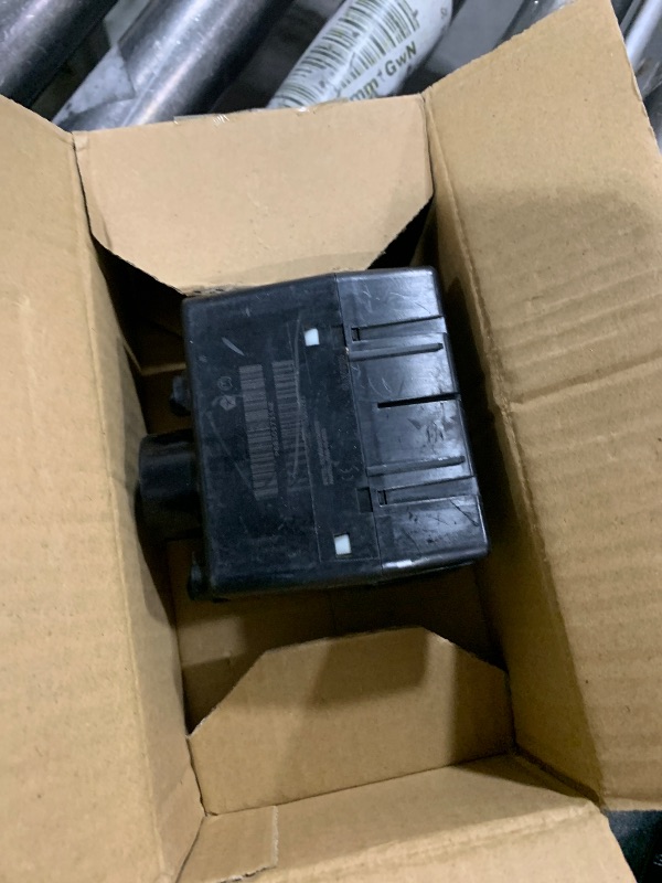 Photo 1 of SONTIAN 601-082 Ignition Module for Chrysler Town & Country/DOD-ge Challenger/Durango/Grand Caravan/J-eep Grand Cherokee/Ram 1500/2500/3500/4500/5500# 68105739AC 5026533AE