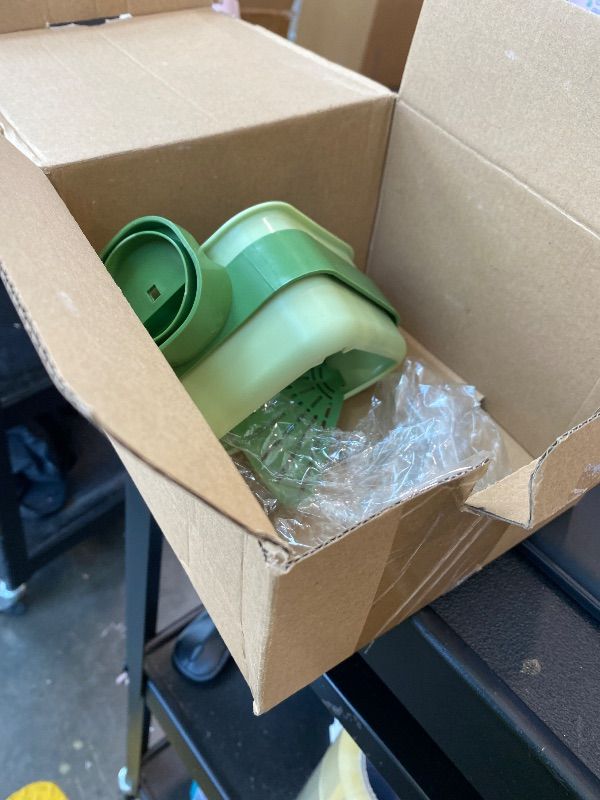 Photo 1 of [PARTIAL SET: 1PC] Nukssi 2pcs Suction Cup Sink Corner Rack Strainer 2025 Pro Kitchen Gadget Triangular Suction Cup Corner Sink Strainer Basket for Kitchen Bathroom Dishware (Green + Yellow)