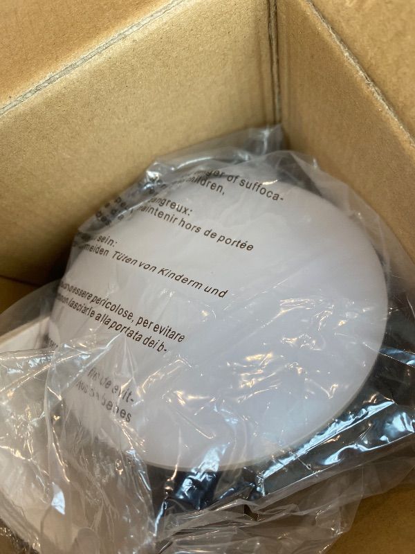 Photo 1 of [DAMAGED] Zyxrona Socket Fan Light with Remote, 20'' 30W Dimmable LED 3 Colors 3000K-6500K, 6 Speed Wind Small Ceiling Fan with Light, Screw in Light Bulb Fan for Bedroom, Kitchen, Living Room, Closet