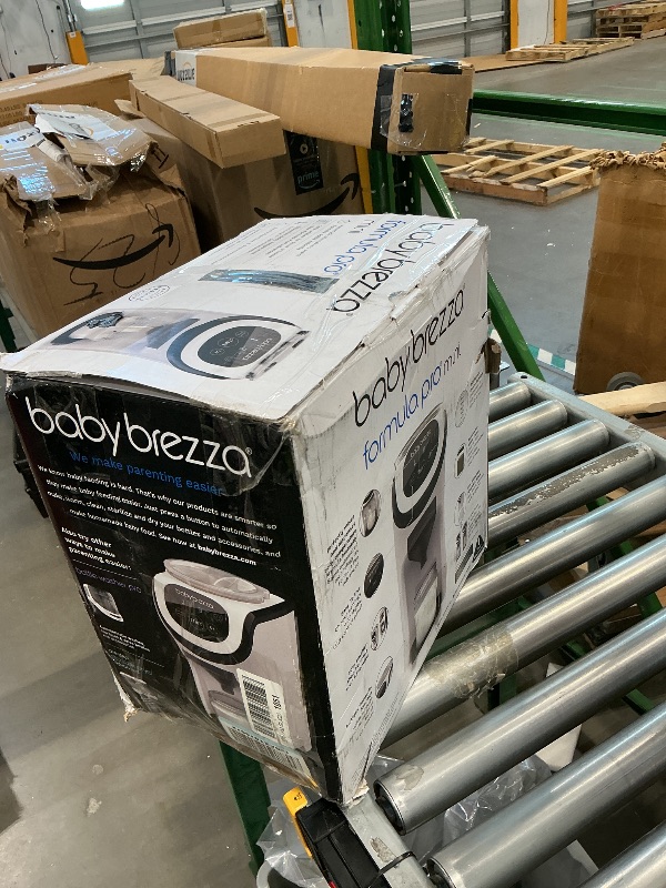 Photo 1 of [HEAVILY USED] Baby Brezza Formula Pro Mini White Formula Maker