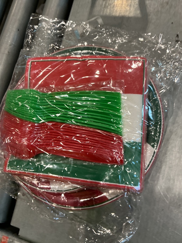 Photo 1 of 100 Pcs Mexico Flag Tableware Party Supplies – Serves 25, Green White Red MX Flag Disposable Paper Plates, Napkins, Plastic Forks for Mexican Fiesta, Cinco de Mayo, Cultural National Day Decorations