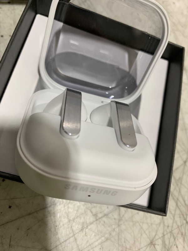 Photo 1 of Samsung Galaxy Buds 4 Pro (2026) AI True Wireless Bluetooth Earbuds, Hi-Res Audio, 2-Way Speaker, ANC 2.0, Optimized Comfort, IP57, Live Translation, White [US Version, 2 Yr Warranty]