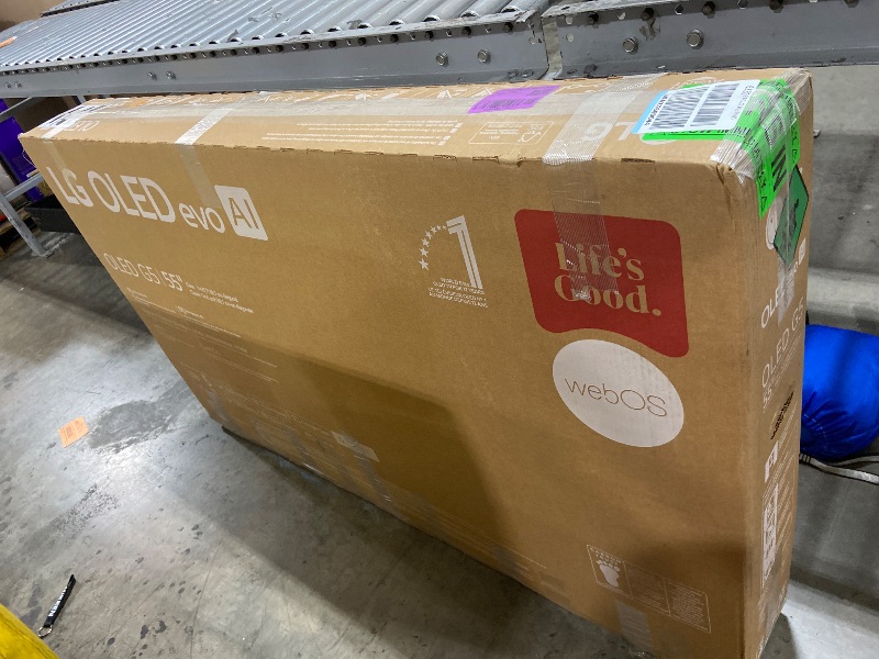 Photo 1 of LG 55-Inch Class OLED evo AI Super Upscaling 4K G5 Series Smart TV w/Dolby Atmos & Vision, HDR10, Filmmaker Mode, Wow Orchestra, Alexa Built-in (OLED55G5WUA, 2025) FOR PARTS ONLY