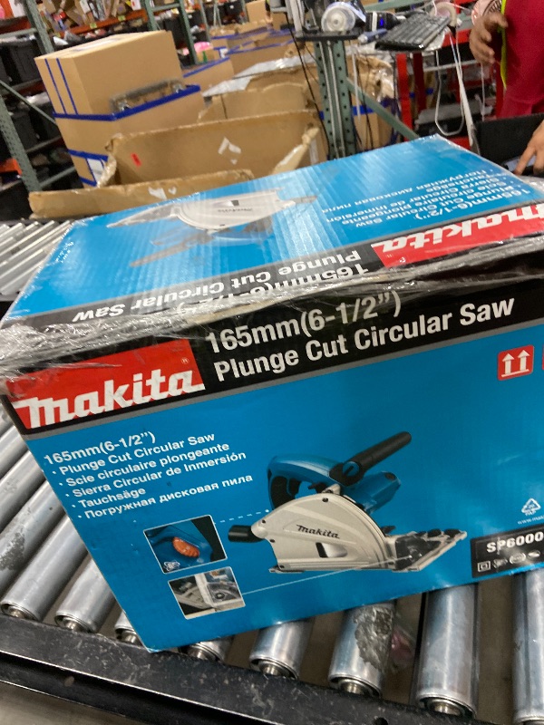 Photo 1 of Makita SP6000J1 6-1/2" Plunge Circular Saw Kit, with Stackable Tool case and 55" Guide Rail, Blue