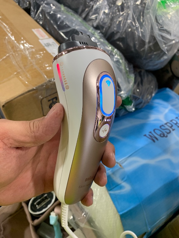 Photo 1 of Braun Skin i-Expert Smart IPL PL7219 at Home Laser Hair Removal for Women and Men with App, Premium Pouch, Venus Razor, 2 Smart Heads, Facial Trimmer