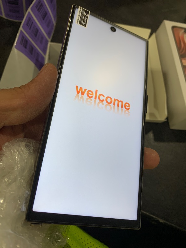 Photo 1 of ZFSMHXH I24 Ultra 5G Unlocked Phones 8+512GB Android13 Smartphone Battery 6800mAh 6.9" HD Screen Unlocked Cell Phone,48MP+108MP Camera/Face ID/5G/Fingerprint Lock/Dual SIM/GPS (Golden)