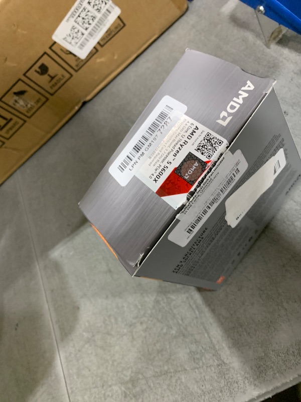 Photo 1 of AMD Ryzen 5 5600X 6-core, 12-thread unlocked desktop processor with Wraith Stealth cooler