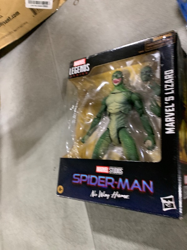 Photo 1 of Marvel Legends Series Marvel’s Lizard, Spider-Man: No Way Home Deluxe Collectible 15-cm Action Figure
