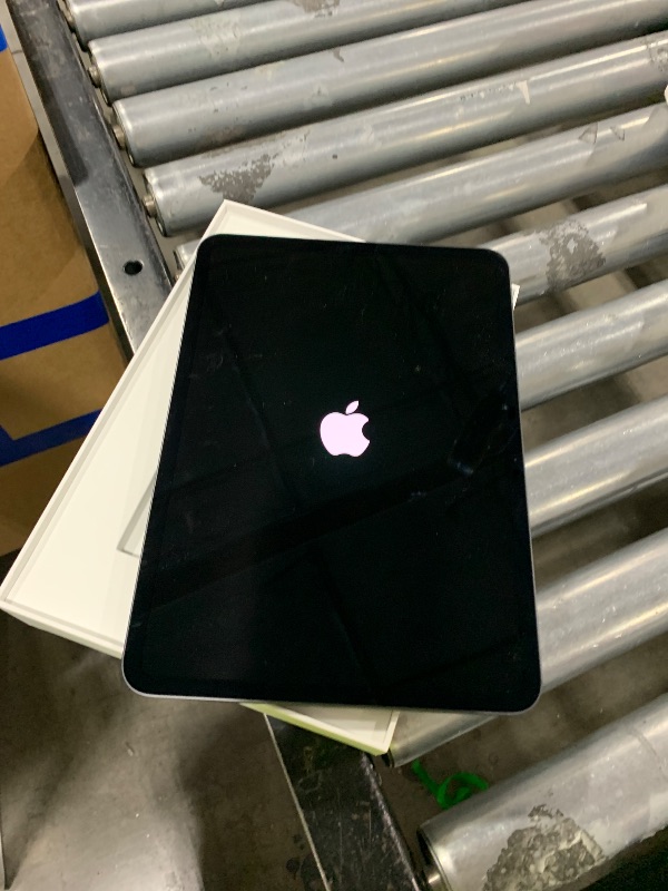 Photo 1 of Apple iPad Pro 11-inch (M5): Ultra Retina XDR Display, 256GB, 12MP Front/Back Camera, LiDAR Scanner, Wi-Fi 7 with Apple N1 + 5G Cellular with C1X chip, Face ID, All-Day Battery Life — Space Black