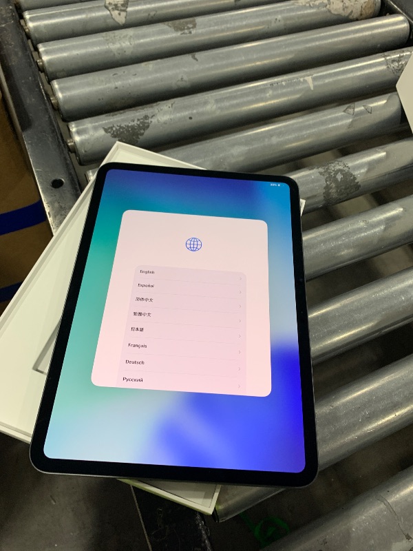 Photo 1 of Apple iPad Pro 11-inch (M5): Ultra Retina XDR Display, 256GB, 12MP Front/Back Camera, LiDAR Scanner, Wi-Fi 7 with Apple N1 + 5G Cellular with C1X chip, Face ID, All-Day Battery Life — Space Black