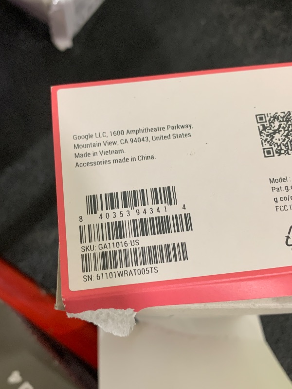 Photo 1 of Google Fitbit Air - Screenless Activity Tracker with Fitness, Heart Rate, and Sleep Tracking - Personalized AI-Powered Coaching - Up to 7 Days’ Battery Life - Works with iOS and Android - Berry