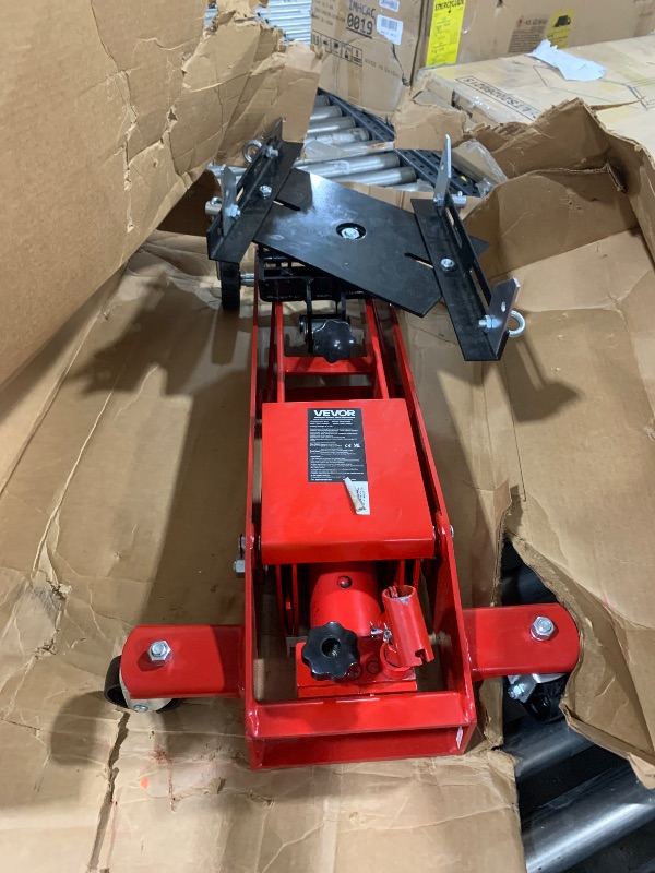 Photo 1 of VEVOR Adjustable Floor Transmission Jack 1000 LBS Low Profile Hydraulic Transmission Telescoping Heavy-Duty Lift Jack 6.3-25.2 in Lifting Height, 360° Swivel Front Wheels