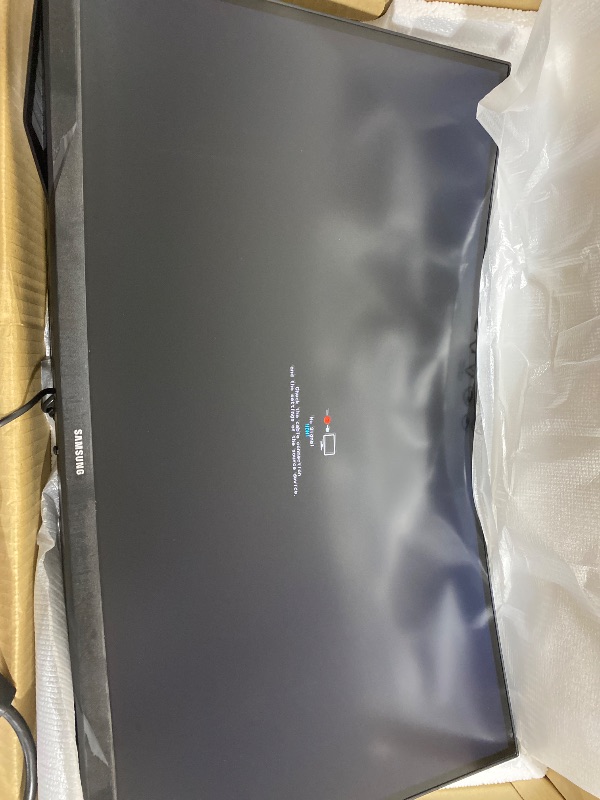 View 2 of Samsung 27-Inch Odyssey G55C Series QHD 1000R Curved Gaming Monitor, 1ms(MPRT), HDR10, 165Hz, AMD Radeon FreeSync, Eye Care, LS27CG552ENXZA