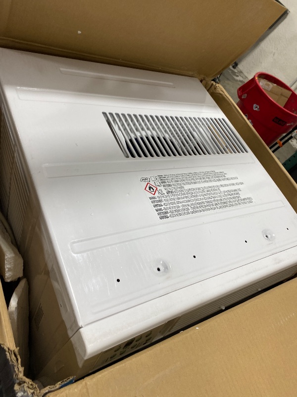 Photo 1 of BLACK+DECKER Window Air Conditioner 18000 BTU, AC Window Unit Cools Up to 1000 Square Feet, Window AC Unit with Remote Control, 3 Cooling Speeds and Fan Only, BD18WT6, White