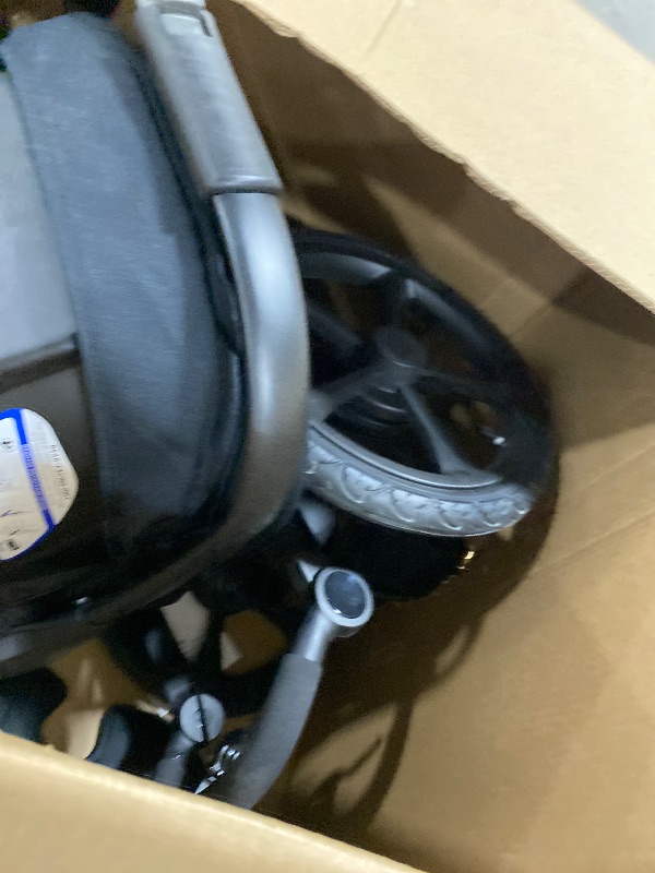 Photo 1 of BOB Gear Wayfinder Travel System, Infant Car Seat and Stroller Combo, Nightfall
