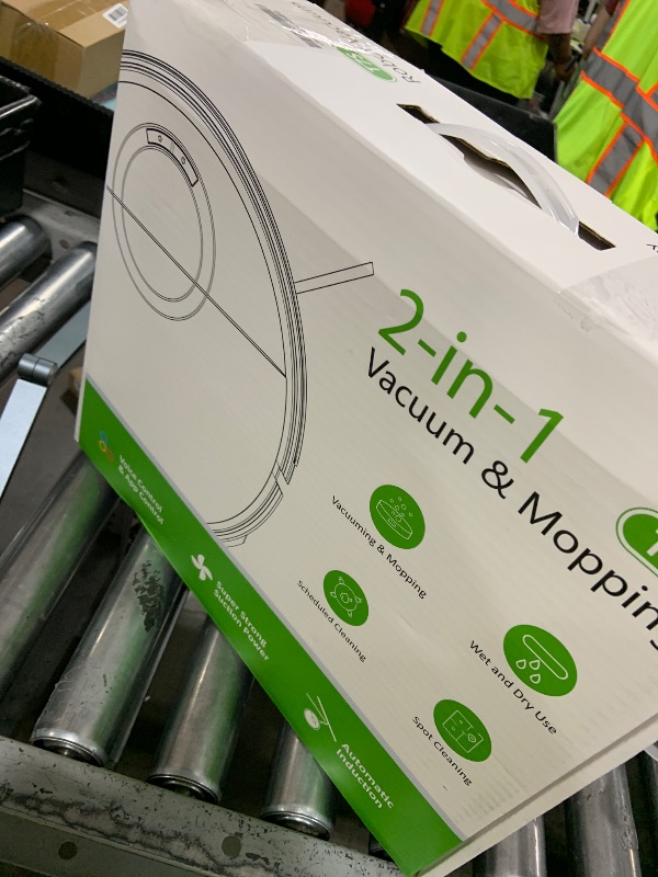 Photo 1 of UMMUND Vacuum Mop Robot T7SBK 0226B