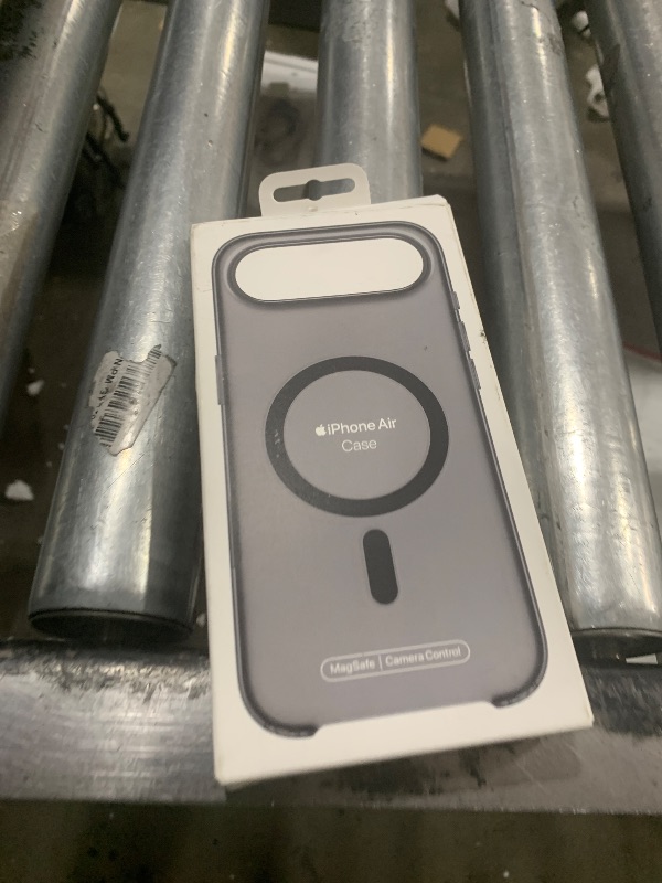 Photo 1 of Apple iPhone Air Case with MagSafe – Shadow ???????