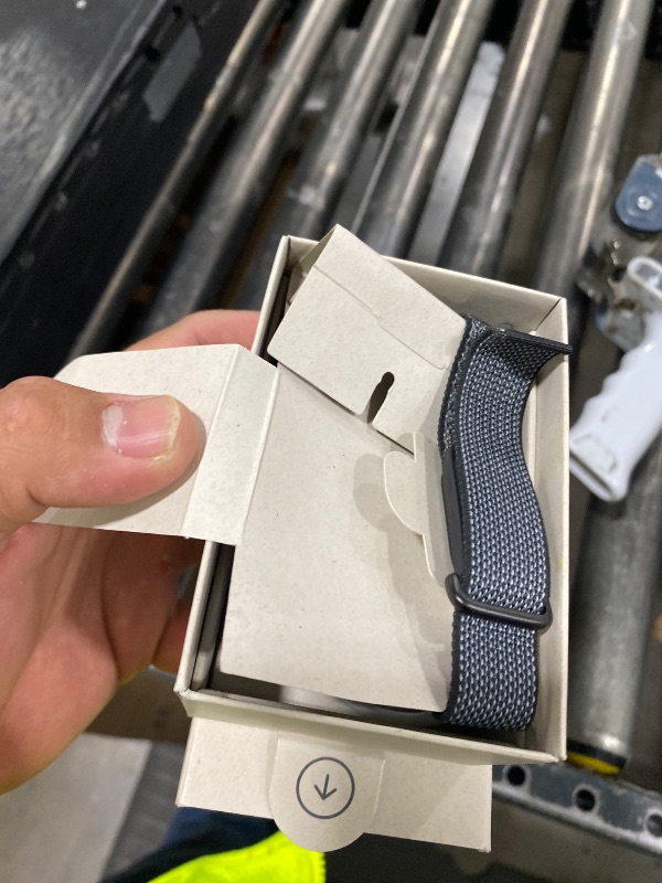 Photo 1 of Google Fitbit Air - Screenless Activity Tracker with Fitness, Heart Rate, and Sleep Tracking - Personalized AI-Powered Coaching - Up to 7 Days’ Battery Life - Works with iOS and Android - Obsidian