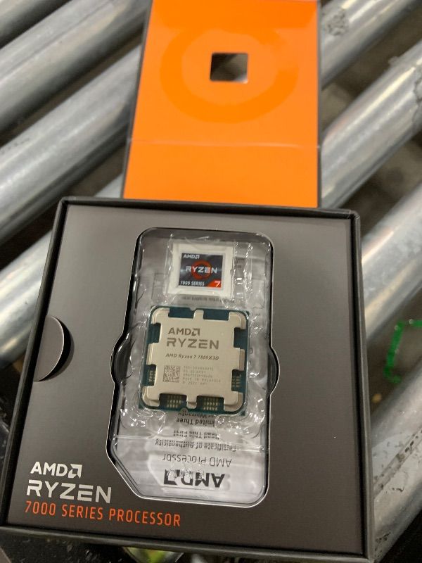 Photo 1 of AMD Ryzen 7 7800X3D Processor 4.2 Ghz 96 Mb L3 Box, W128303129 (Ghz 96 Mb L3 Box)