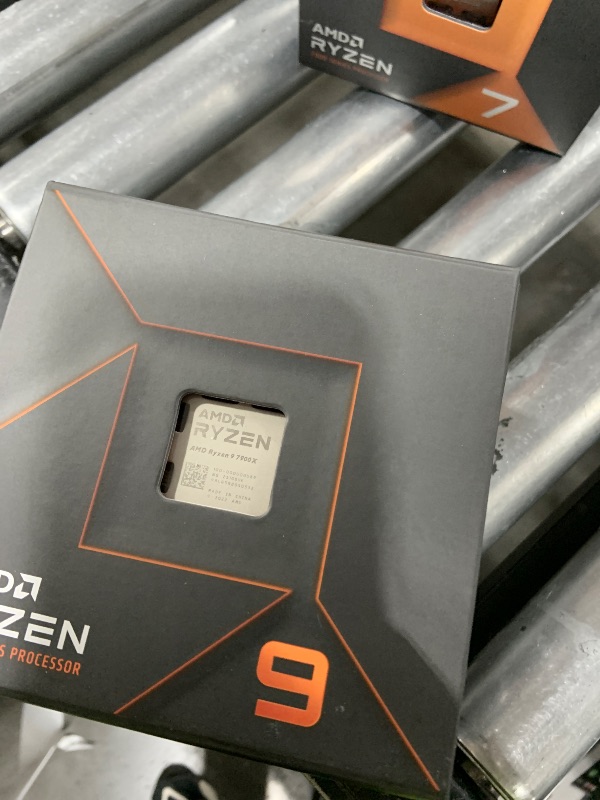Photo 1 of AMD Ryzen 9 7900X 12-Core, 24-Thread Unlocked Desktop Processor