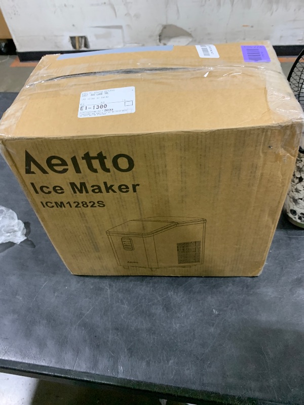 Photo 1 of Aeitto Ice Maker Countertop 26lbs/24H, Ice Machine 8 Ice Cubes Ready in 6 Mins, 2 Sizes of Bullet Ice Portable Ice Makers with Basket & Scoop, Auto Self-Cleaning for Home/Kitchen/Office Stainless