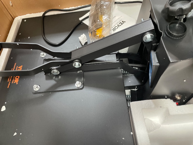 View 2 of **HEAVILY DAMAGED** VEVOR Heat Press Machine 16" x 24" 1700W Clamshell Black