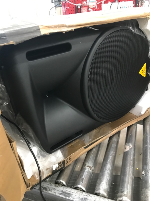 View 2 of **UNABLE TO TEST** Behringer EUROLIVE B215D Active 2-Way PA Speaker