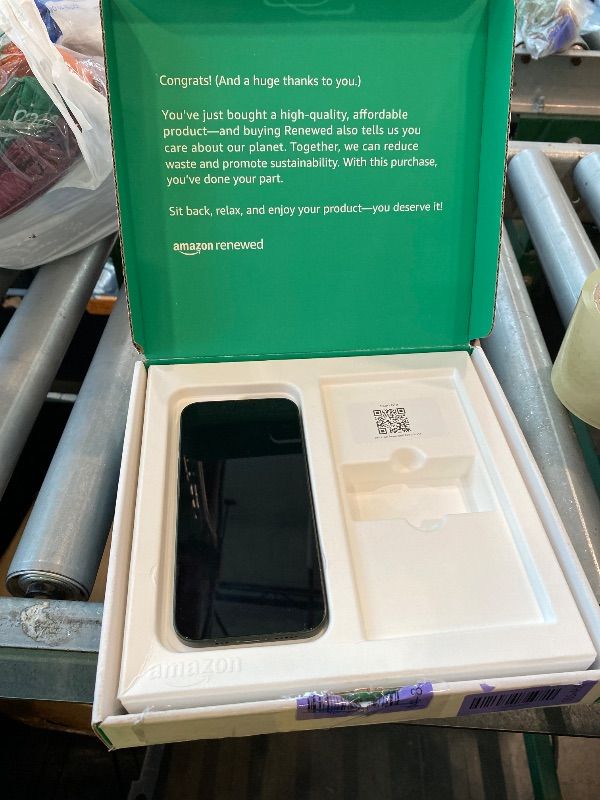 Photo 1 of [Minor Scratches] Apple iPhone 13, US Version, Green - locked (Renewed Premium)