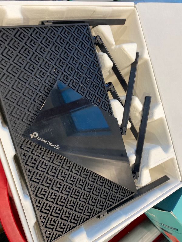 Photo 1 of ****No ethernet cable*** TP-Link AXE5400 Tri-Band WiFi 6E Router (Archer AXE75), 2025 PCMag Editors' Choice, Gigabit Internet for Gaming & Streaming, New 6GHz Band, 160MHz, OneMesh, Quad-Core CPU, VPN & WPA3 Security