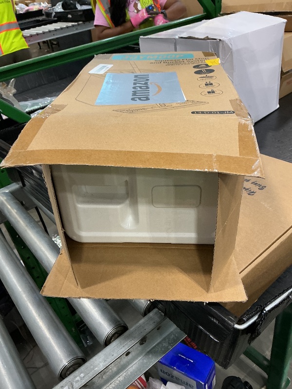 View 2 of ***07/25 SOLD FOR PARTS // FINAL SALE ***Mop broken, parts only**JOYMOOP Mop and Bucket Set, Hands-Free Flat Floor Mop with 3 Washable Microfiber Pads, Wet and Dry Use, Ideal for Home and Commercial Floor Cleaning