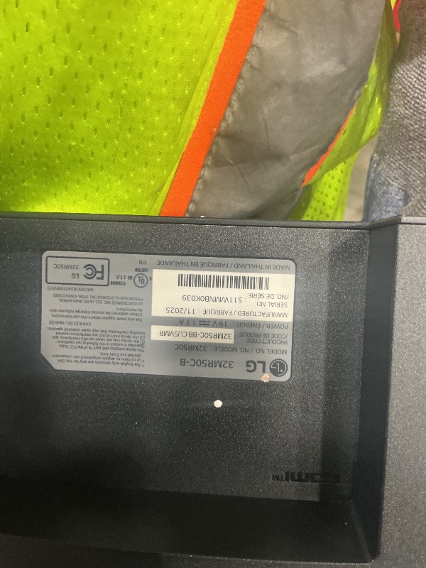 Photo 1 of [UNTESTED] LG 32MR50C-B Curved Monitor 32-Inch FHD 100Hz AMD FreeSync OnScreen Control Dynamic Action Sync Black Stabilizer Tilt Stand (HDMI) - Black
