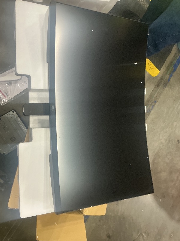 Photo 1 of [UNTESTED] LG 32MR50C-B Curved Monitor 32-Inch FHD 100Hz AMD FreeSync OnScreen Control Dynamic Action Sync Black Stabilizer Tilt Stand (HDMI) - Black