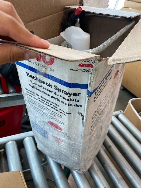 Photo 1 of [UNTESTED] SOLO 425 4-Gallon Piston Backpack Sprayer, Wide Pressure Range up to 90 psi
