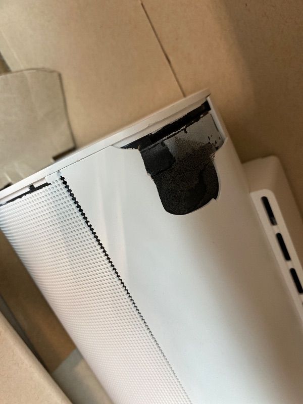 Photo 1 of [MAJOR DAMAGE] [NONFUNCTIONAL] Sonos Arc Ultra Soundbar with Dolby Atmos and Voice Control - 9.1.4 Surround Sound for TV and Music - White