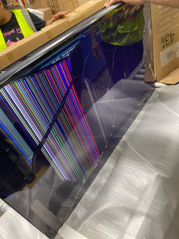 Photo 1 of ***It is broken, non-returnable, and non-refundable***Samsung 43-Inch Class Crystal UHD U8000H Series Samsung Vision AI Smart TV (2026 Model, 43U8000H) Crystal Processor 4K, Endless Free Content, Motion Xcelerator, Color Booster, Alexa Built-in