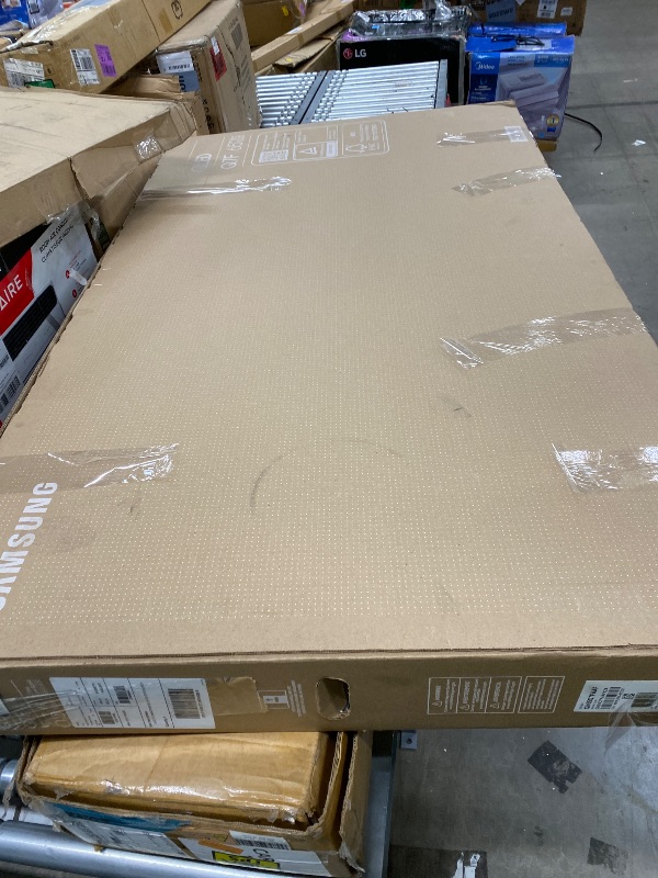 Photo 1 of **non-refundable, non-returnable, for parts only**Samsung 65-Inch Class QLED Q7F Series Samsung Vision AI Smart TV (2025 Model, 65Q7F) Quantum HDR, Object Tracking Sound Lite, Q4 AI Gen1 Processor, 4K upscaling, Gaming Hub, Alexa Built-in