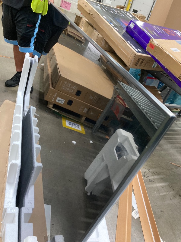 Photo 1 of *************NO RETURNS NO REFUNDS********** FOR PARTS ONLY************Samsung 85-Inch Class Neo QLED QN70F 4K Mini LED Smart TV (2025 Model) NQ4 AI Gen2 Processor, Quantum Matrix Technology Slim, Motion Xcelerator 144Hz, Samsung Vision AI, Alexa Built-in