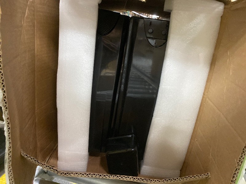 Photo 1 of ***DAMAGED -BROKEN -SELLING AS PARTS ONLY***VEVOR Commercial Beverage Dispenser, 2 Tanks Juice Dispenser, 10 L / 10.6 QT Per Tank, 270W Stainless Steel Ice Tea Drink Machine with 45? to 54? Cooling Temp, for Cold Drink Restaurant Bar Party