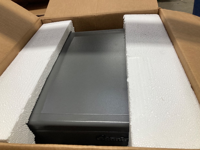 Photo 1 of ***Combination on manual doesn’t work and there are no keys***SentrySafe Waterproof and Fireproof Alloy Steel Digital Safe Box for Home with Code Button Keypad, 1.23 Cubic Feet, 17.8 x 16.3 x 19.3 Inches (exterior), SFW123GDC***Combination on manual doesn