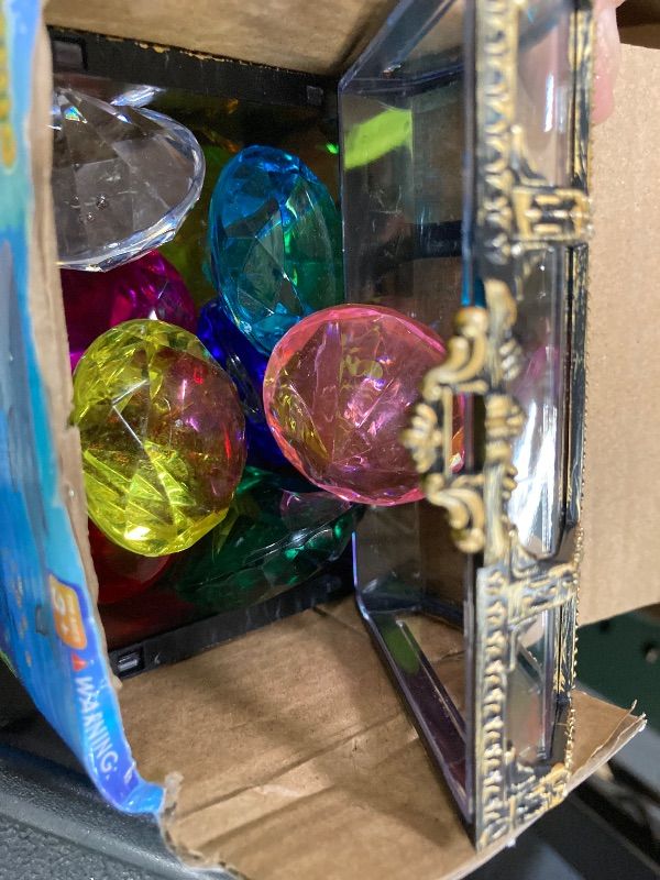 Photo 1 of ***BOX BROKEN**Diving Gem Pool Toy 10PCS DISHIO Big Colorful Diamond Diving Toy with Treasure Box Chest Pirate Pool Toys for Kids Toddlers Underwater Sinking Dive Gemstone for Swimming Bath Birthday Party Decoration