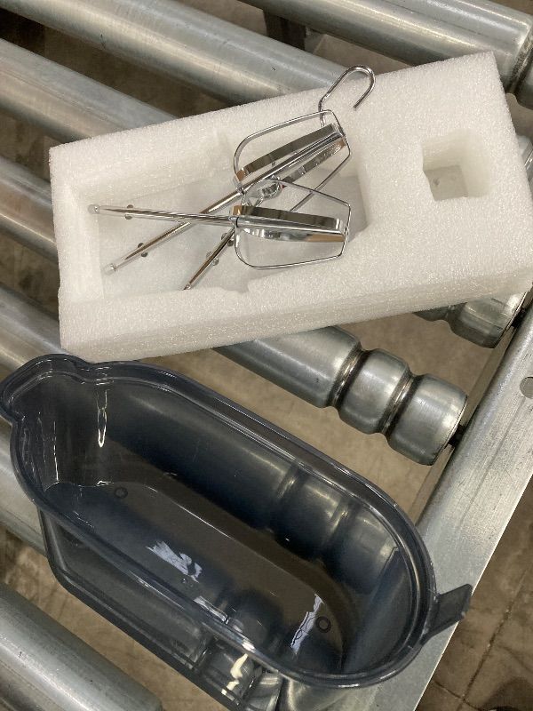 Photo 1 of ***MISSING PIECES -SELLING AS PART ONLY*** binROC, 12-Speed Rechargeable, 3 Stainless Steel Attachments, Snap-On Storage Case, LED, Self-Stand for Baking, Cake, Dough, Egg (Black)