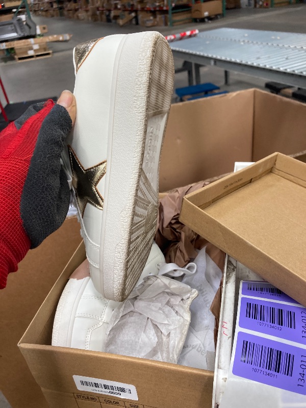 Photo 1 of **use***Niluber Star Sneakers for Women Low Top Comfortable Cushioned White Gold Sliver Leopard Platform Sneakers Lace Up Red Glitter Platform Party Shoes(White,7)