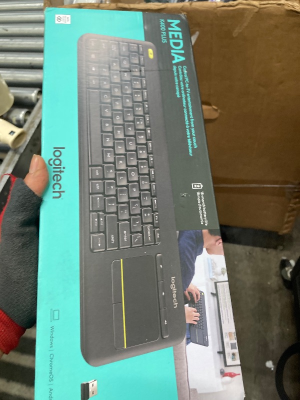 Photo 1 of **Missing dongle***Logitech K400 Plus Wireless Touch TV Keyboard with Easy Media Control and Built-in Touchpad, HTPC Keyboard for PC-Connected TV, Windows, Android, ChromeOS, Laptop, Tablet - Black