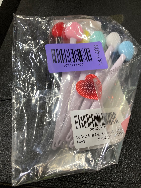Photo 1 of **MISSING PARTS***Lip Scrub Brush Tool,Double-Sided Silicone Exfoliating Lip Brushes Kits,Gentle Lip Exfoliator Scrubber Brush for Smooth,Soft,Bright,Fuller Healthy Lips (6 Colors)