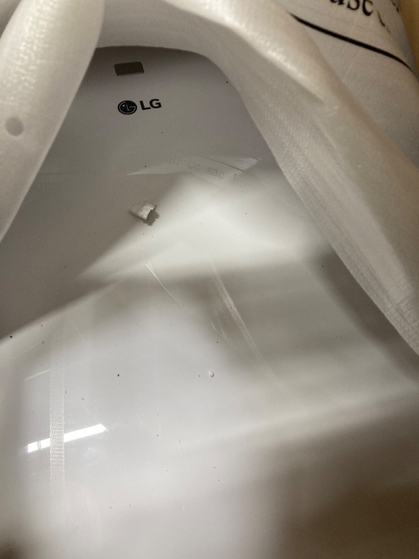 Photo 1 of ***MISSING PIECES -NO REMOTE -SELLING AS INCOMPLETE PARTS ONLY*** 

Midea Duo 14,000 BTU (12,000 BTU SACC) High Efficiency Inverter Ultra Quiet Portable Air Conditioner, with Heat up to 550 Sq. Ft., Works with Alexa/Google Assistant, with Remote Control &