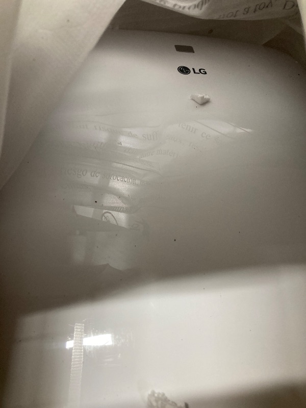 Photo 1 of ***MISSING PIECES -NO REMOTE -SELLING AS INCOMPLETE PARTS ONLY*** 

Midea Duo 14,000 BTU (12,000 BTU SACC) High Efficiency Inverter Ultra Quiet Portable Air Conditioner, with Heat up to 550 Sq. Ft., Works with Alexa/Google Assistant, with Remote Control &