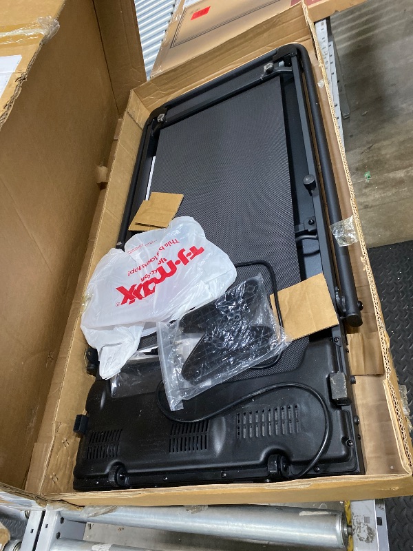 Photo 1 of **NOT TESTED**
Folding Foldable Walking Pad Treadmill with Handle Bar and Adjustable Incline, 3.0HP Portable Electric Treadmills with Handles for Home Small, Home Treadmills with Incline, 0.6-7.6MPH, 350LBS