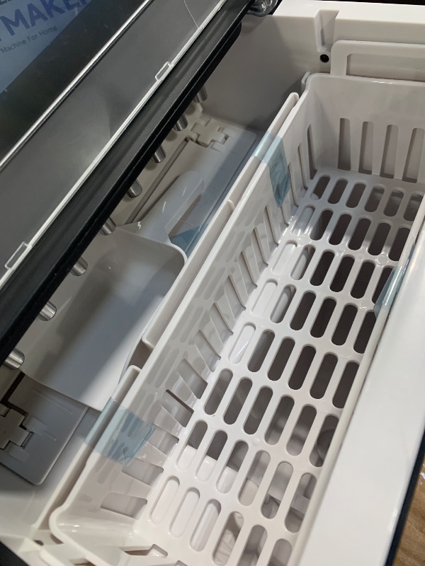 Photo 1 of ** NON FUNCTIONAL ** 8/8 SOLD AS PARTS// FINAL SALE***
Countertop Ice Makers Machine, Portable Ice Machine Producing 9 Ice Cubes Within 6 Mins, Bullet Ice Available in Two Sizes(S/L), Compact Mini Ice Maker Appliance for Home Kitchen Camping (Soot)